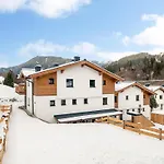 Tauernlodge Eben E4 Шале