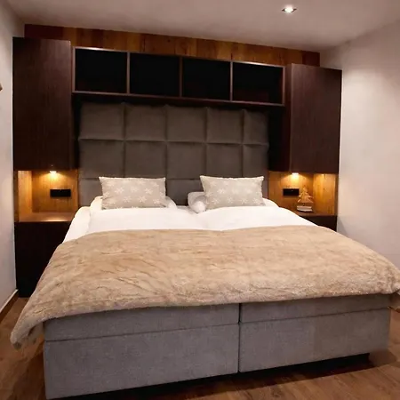 Tauernlodge Eben E4 シャレー エーベン・イム・ポンガウ