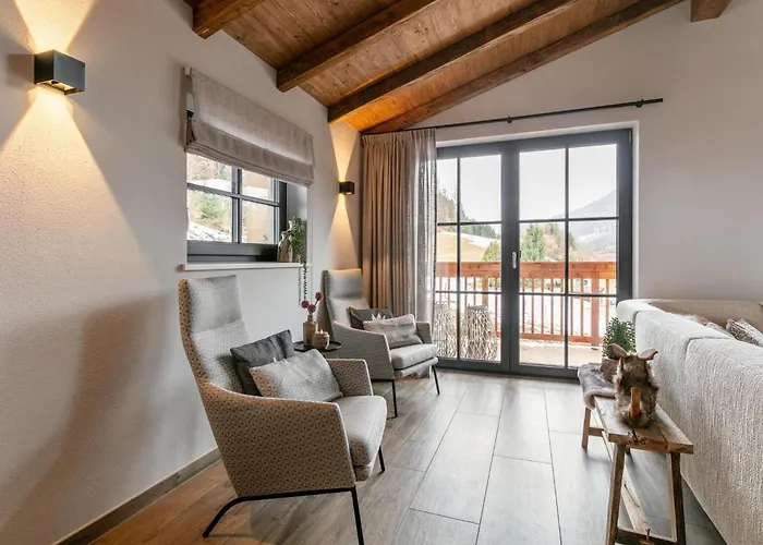 Tauernlodge Eben E4 Chalet *